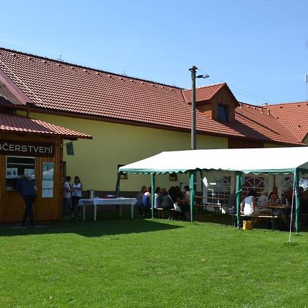 Buchtuv Statek Villa Vendoli Bagian luar foto