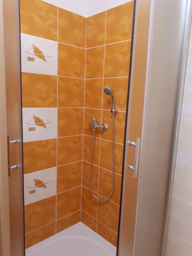 Buchtuv Statek Villa Vendoli Bagian luar foto